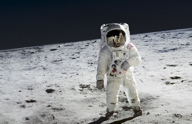 Chi E Stato Il Primo Uomo Sulla Luna